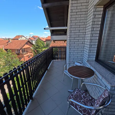 公寓 Belgrade: Cozy And Spacious 3-room Apt.