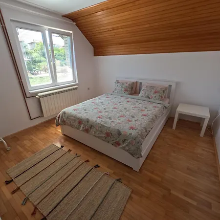 Belgrade: Cozy And Spacious 3-room Apt. Belgrade